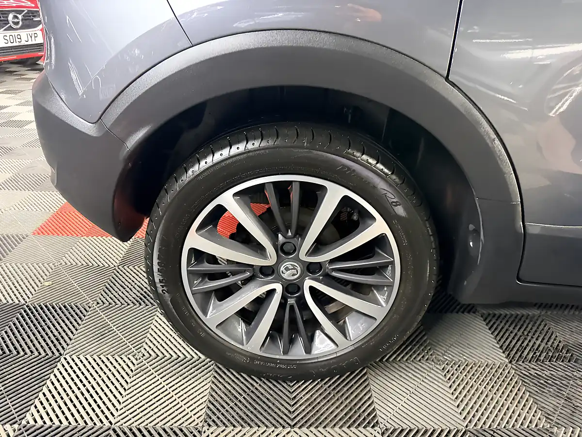 Used 2018 Vauxhall Crossland X Elite Grey - Interior and Exterior details 17