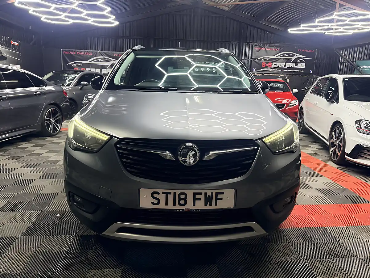 Used 2018 Vauxhall Crossland X Elite Grey - Interior and Exterior details 5