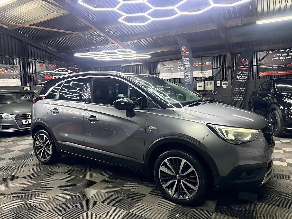 Used 2018 Vauxhall Crossland X Elite Grey - Interior and Exterior details 6