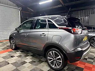 Used 2018 Vauxhall Crossland X Elite Grey - Interior and Exterior details 7
