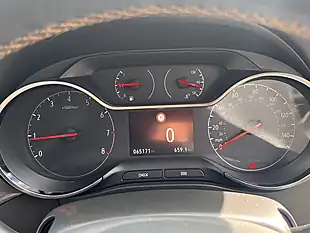 Used 2018 Vauxhall Crossland X Elite Nav Grey - Interior and Exterior details 16