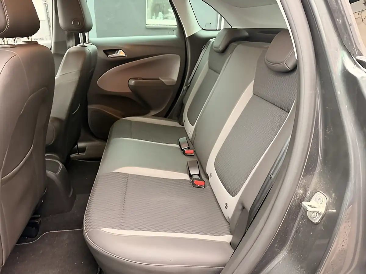Used 2018 Vauxhall Crossland X Elite Nav Grey - Interior and Exterior details 13