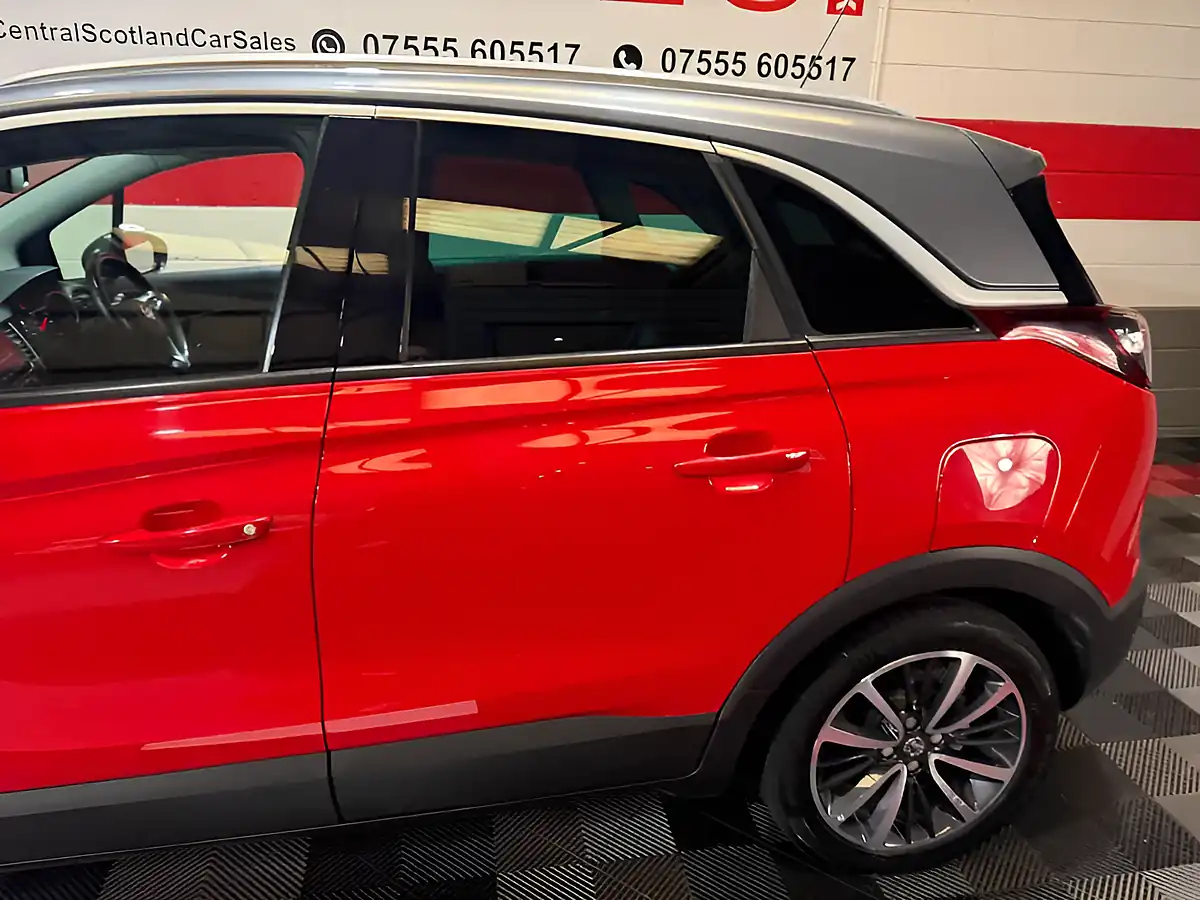 Used 2018 Vauxhall Crossland X Elite Nav Red - Interior and Exterior details 10