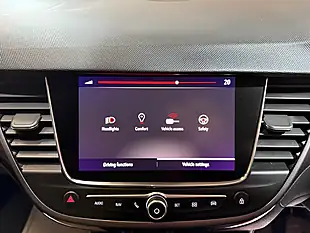 Used 2018 Vauxhall Crossland X Elite Nav Red - Interior and Exterior details 16