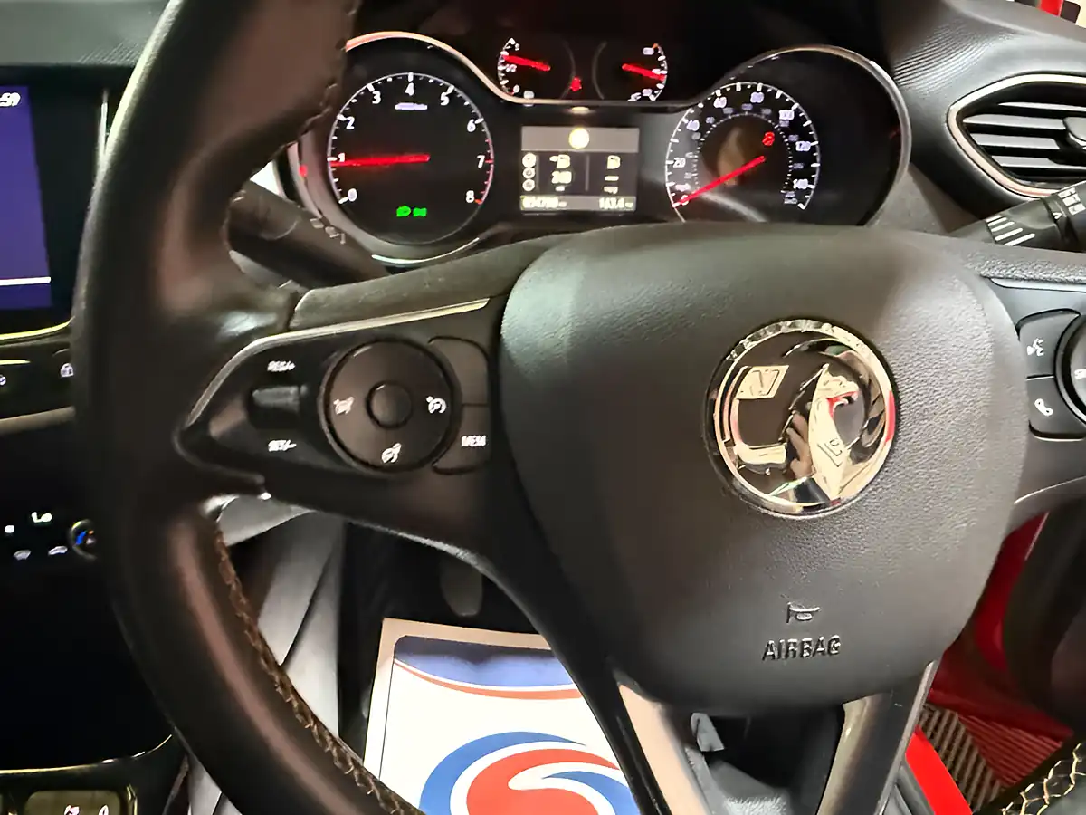 Used 2018 Vauxhall Crossland X Elite Nav Red - Interior and Exterior details 17