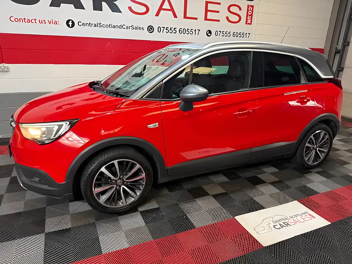 Used 2018 Vauxhall Crossland X Elite Nav Red - Interior and Exterior details 8