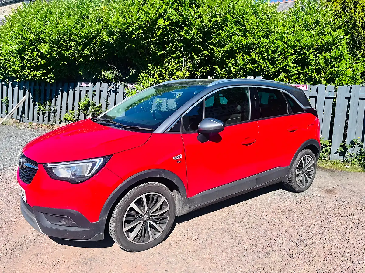 Used 2018 Vauxhall Crossland X Elite Nav Red - Interior and Exterior details 10