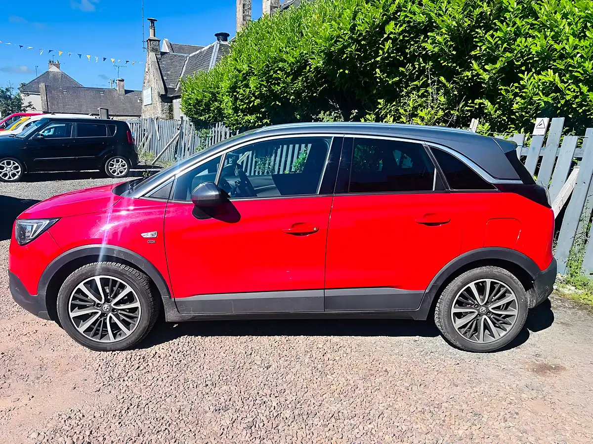 Used 2018 Vauxhall Crossland X Elite Nav Red - Interior and Exterior details 12