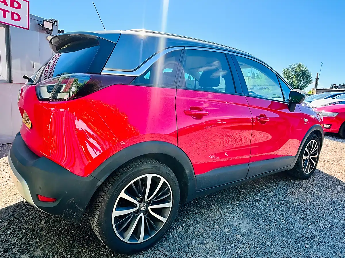 Used 2018 Vauxhall Crossland X Elite Nav Red - Interior and Exterior details 16