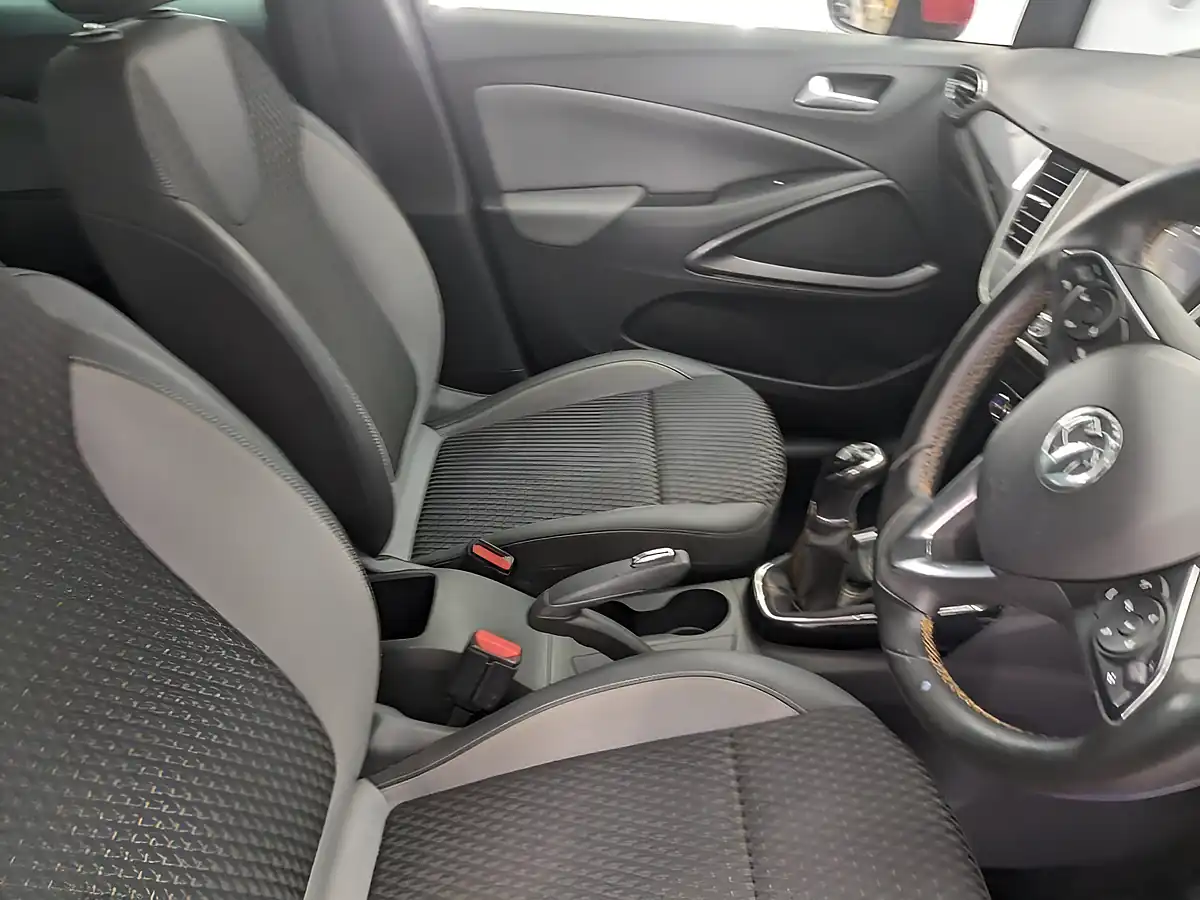 Used 2018 Vauxhall Crossland X Elite Nav Rioja Red - Interior and Exterior details 11