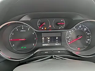 Used 2018 Vauxhall Crossland X Elite Nav Rioja Red - Interior and Exterior details 19