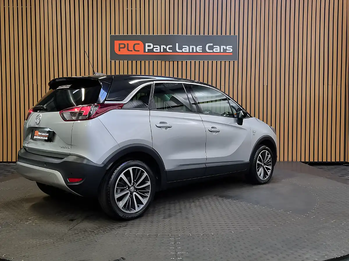 Used 2018 Vauxhall Crossland X Elite Nav Sovereign Silver Metallic - Interior and Exterior details 11