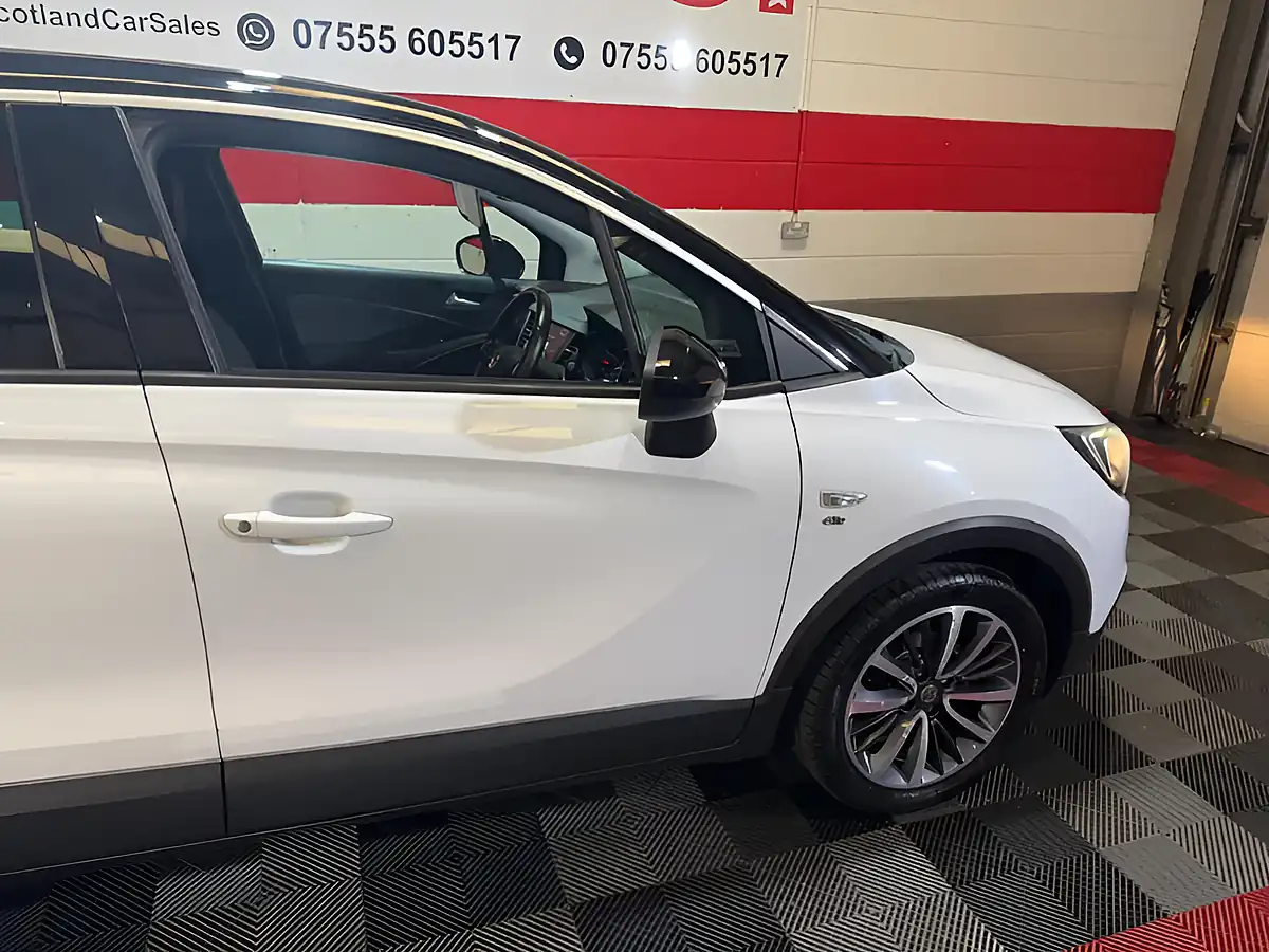 Used 2018 Vauxhall Crossland X Elite Nav White - Interior and Exterior details 13
