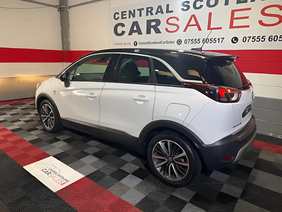 Used 2018 Vauxhall Crossland X Elite Nav White - Interior and Exterior details 3