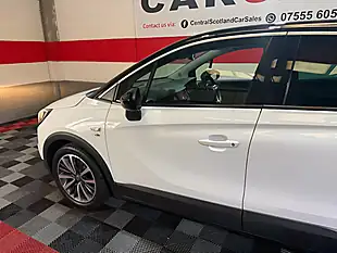 Used 2018 Vauxhall Crossland X Elite Nav White - Interior and Exterior details 4