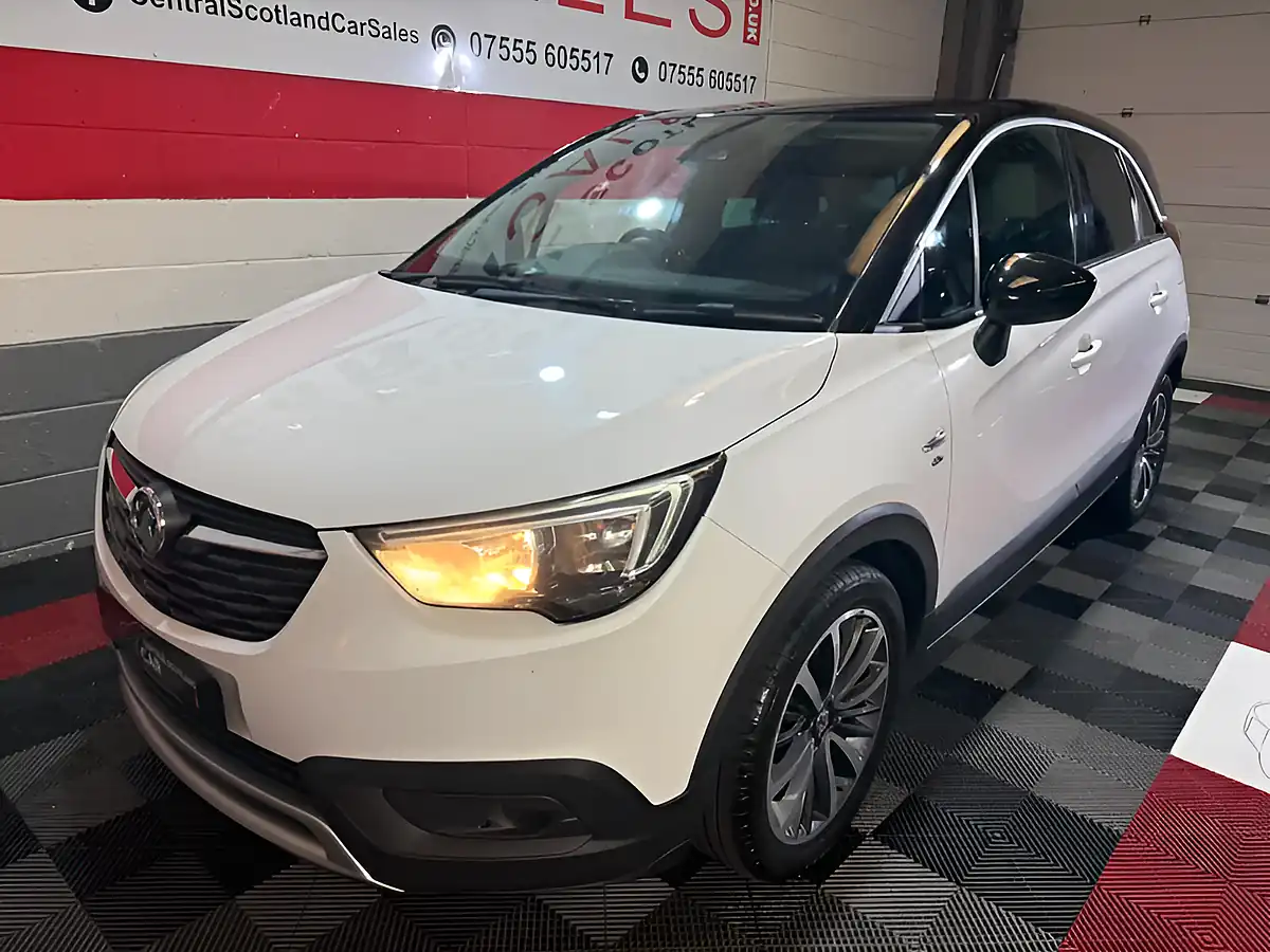Used 2018 Vauxhall Crossland X Elite Nav White - Interior and Exterior details 8