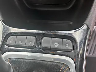 Used 2018 Vauxhall Crossland X Elite Red - Interior and Exterior details 12