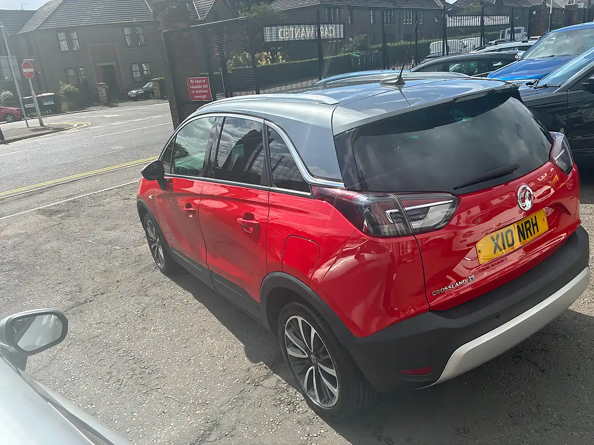 Used 2018 Vauxhall Crossland X Elite Red - Interior and Exterior details 5