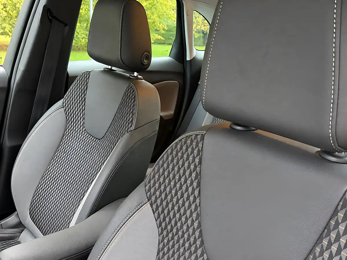 Used 2018 Vauxhall Crossland X Elite Satin Steel Grey - Interior and Exterior details 12