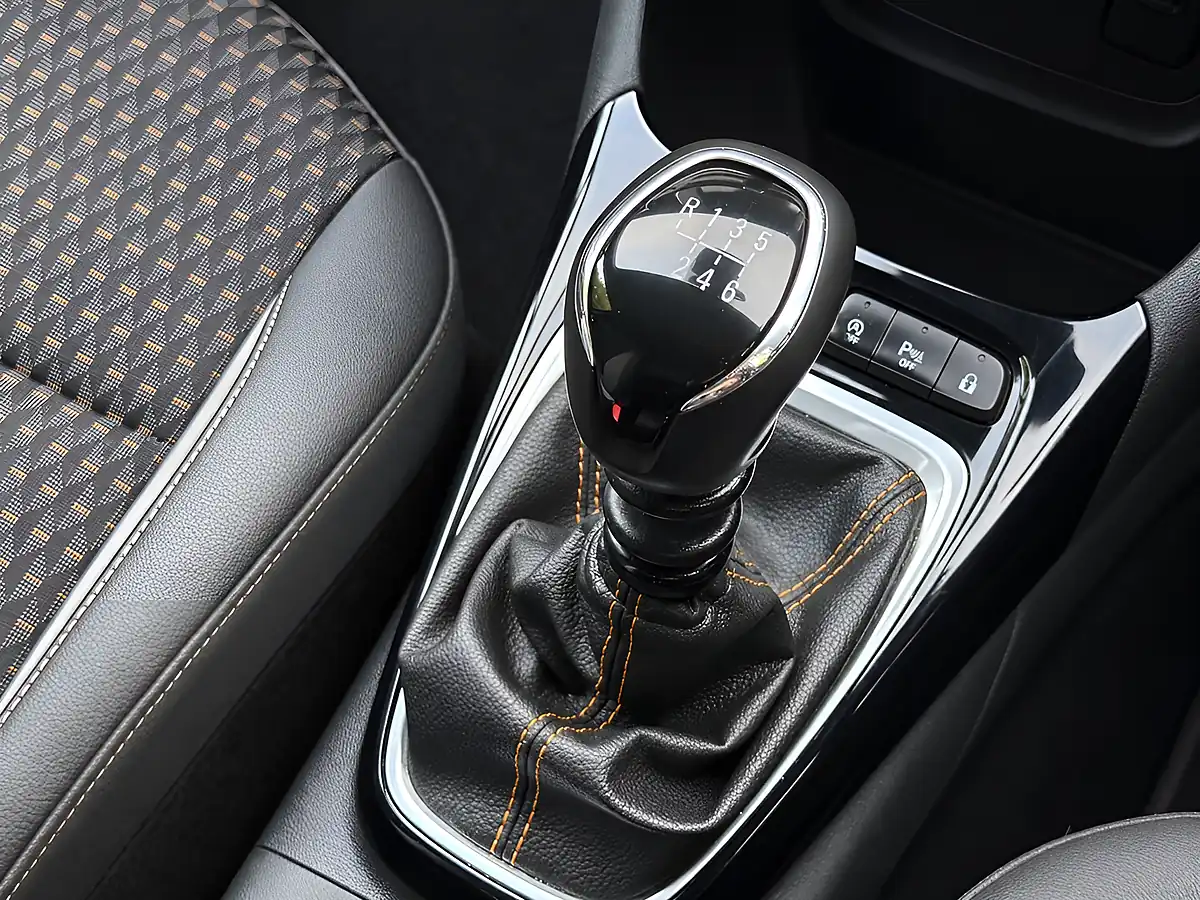 Used 2018 Vauxhall Crossland X Elite Satin Steel Grey - Interior and Exterior details 15