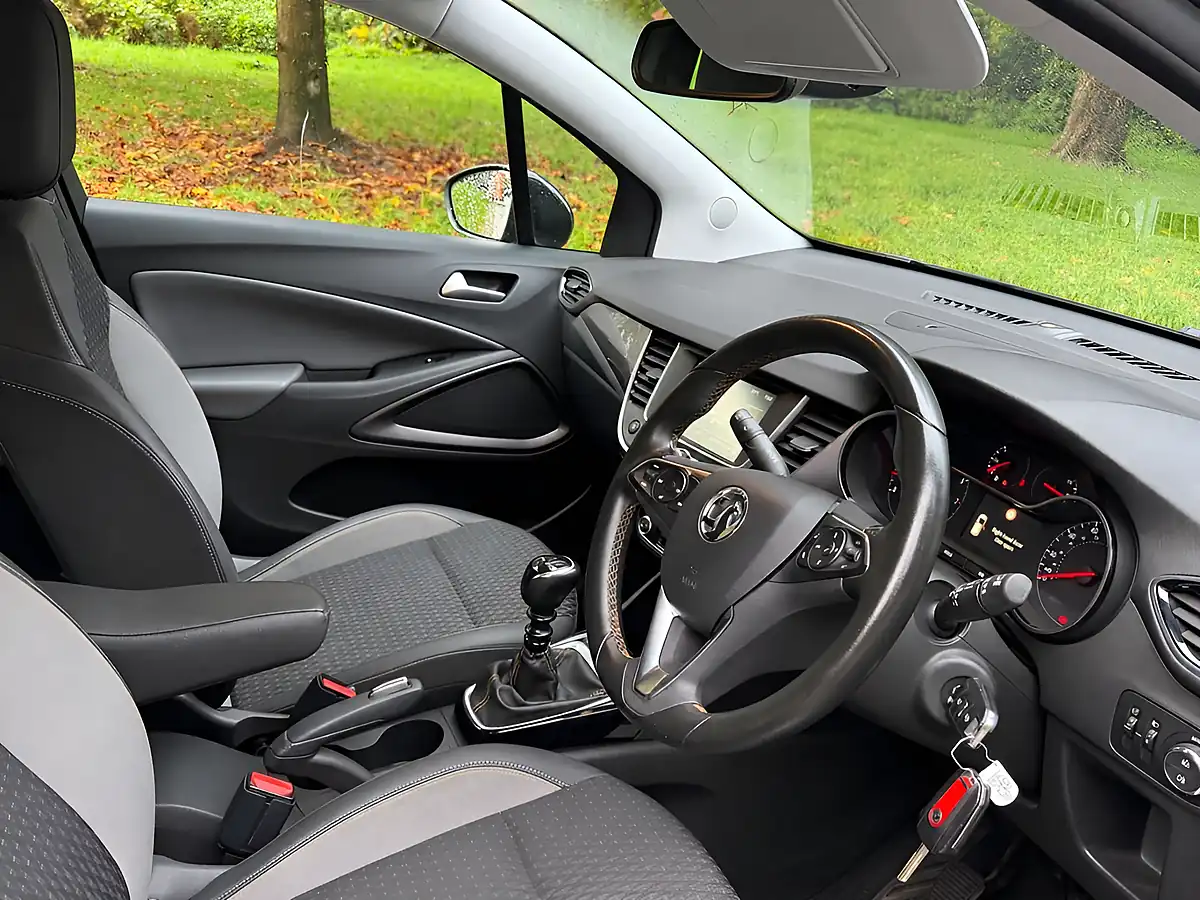 Used 2018 Vauxhall Crossland X Elite Satin Steel Grey - Interior and Exterior details 2