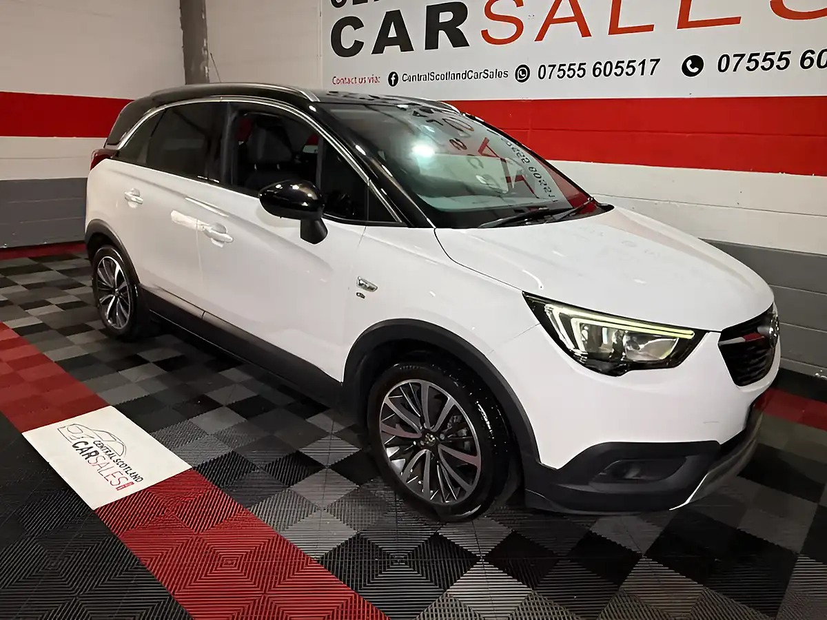 Used 2018 Vauxhall Crossland X Elite White - Front View