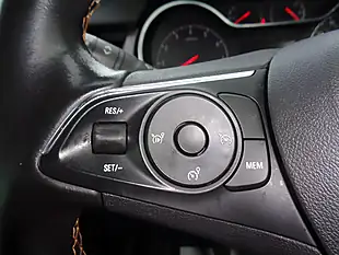 Used 2018 Vauxhall Crossland X Elite White - Interior and Exterior details 19