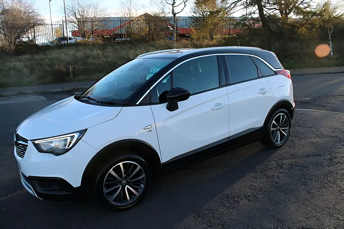 Used 2018 Vauxhall Crossland X Elite White - Interior and Exterior details 13