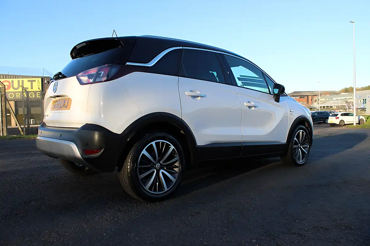Used 2018 Vauxhall Crossland X Elite White - Interior and Exterior details 7
