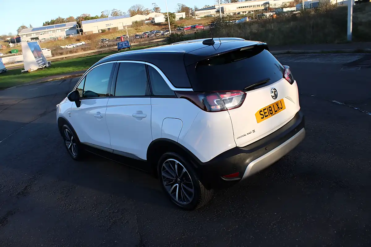 Used 2018 Vauxhall Crossland X Elite White - Interior and Exterior details 9