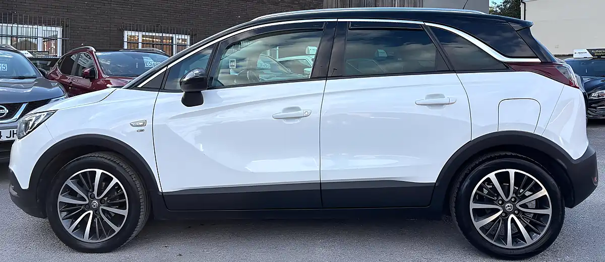 Used 2018 Vauxhall Crossland X Elite White - Interior and Exterior details 5