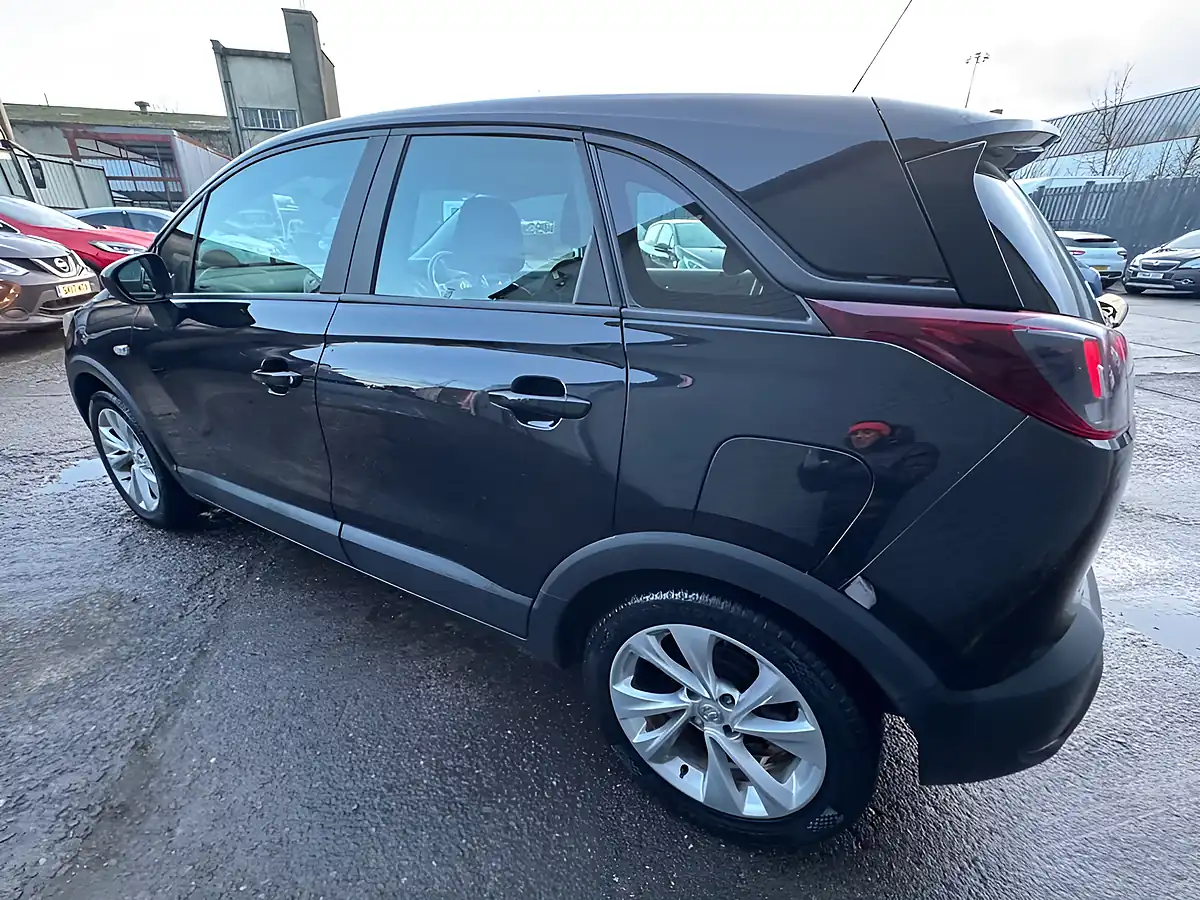 Used 2018 Vauxhall Crossland X Se Black - Interior and Exterior details 17