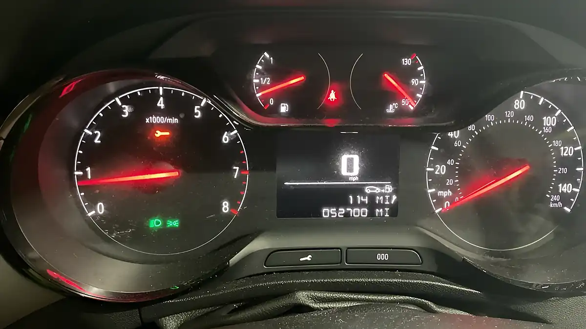 Used 2018 Vauxhall Crossland X Se Black - Interior and Exterior details 6