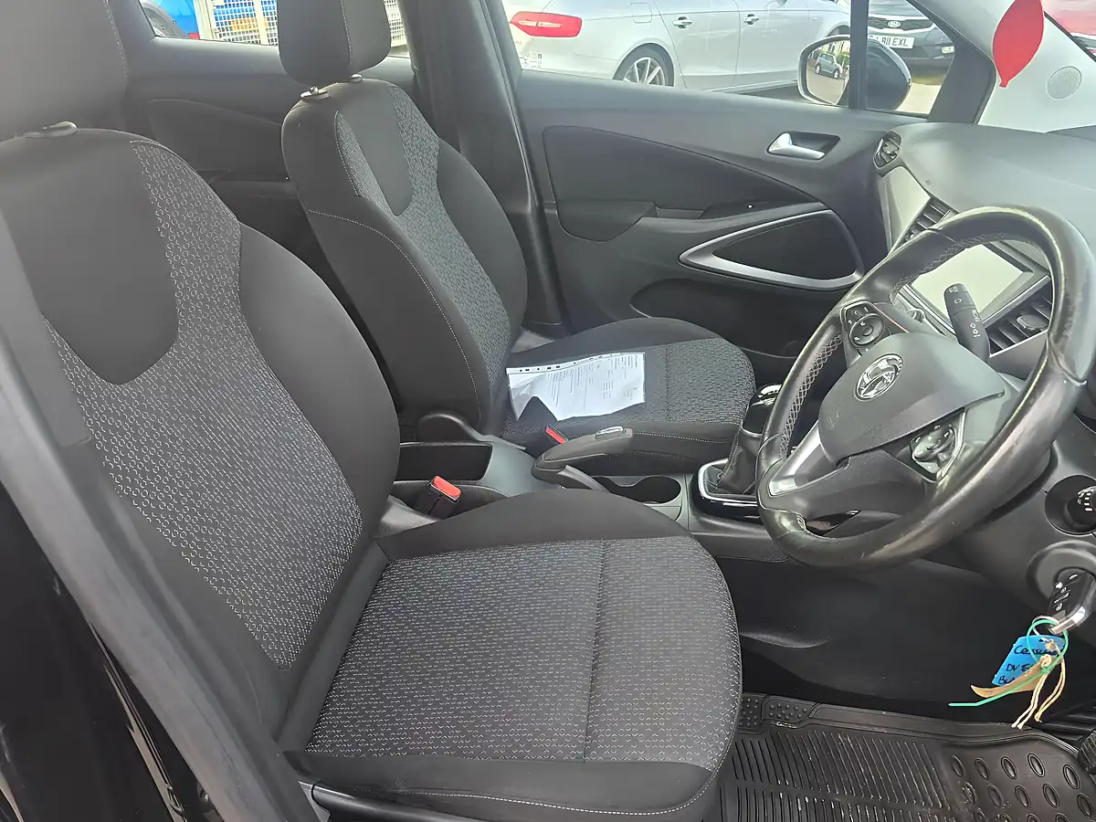 Used 2018 Vauxhall Crossland X Se Black - Interior and Exterior details 12