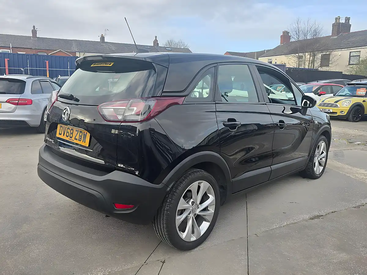 Used 2018 Vauxhall Crossland X Se Black - Interior and Exterior details 7