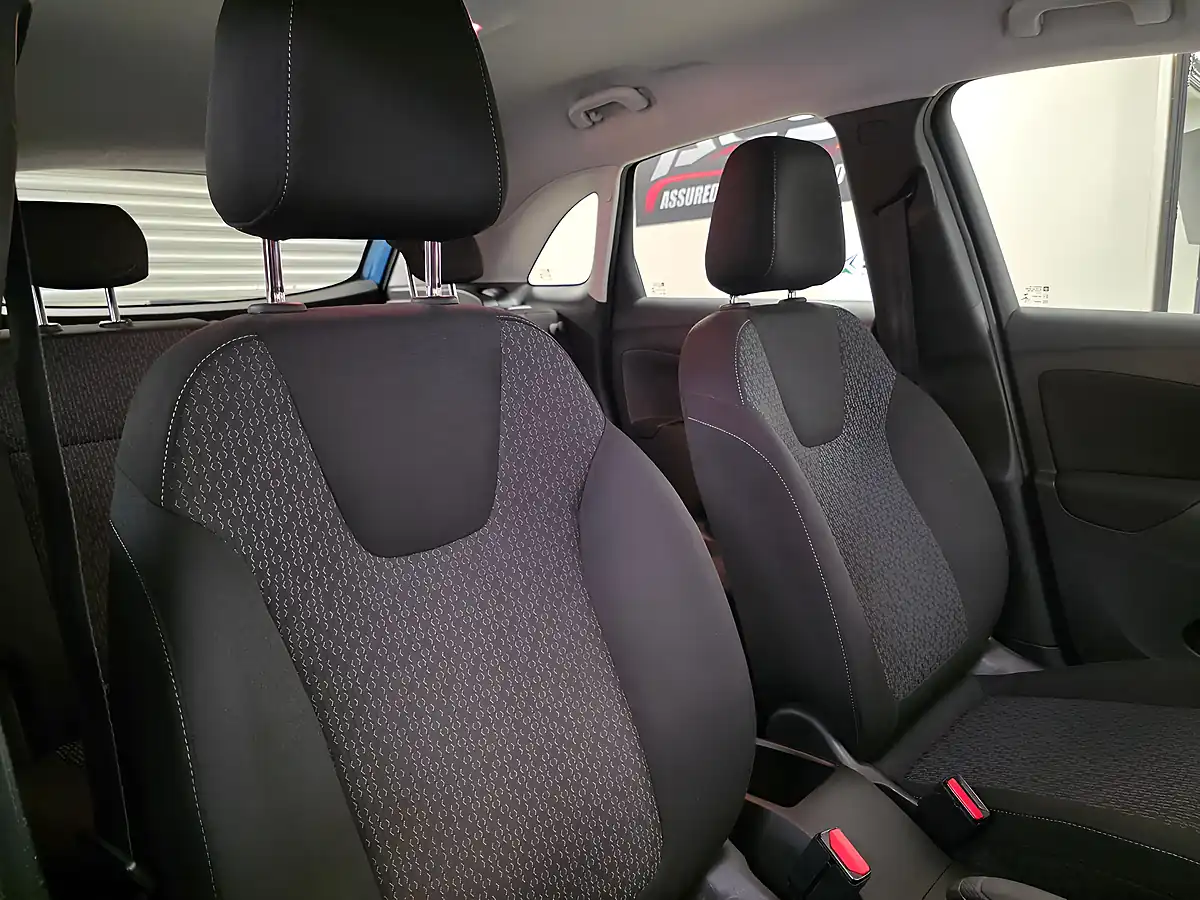Used 2018 Vauxhall Crossland X Se Blue - Interior and Exterior details 11