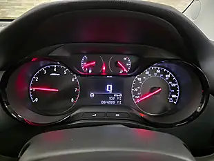 Used 2018 Vauxhall Crossland X Se Blue - Interior and Exterior details 7