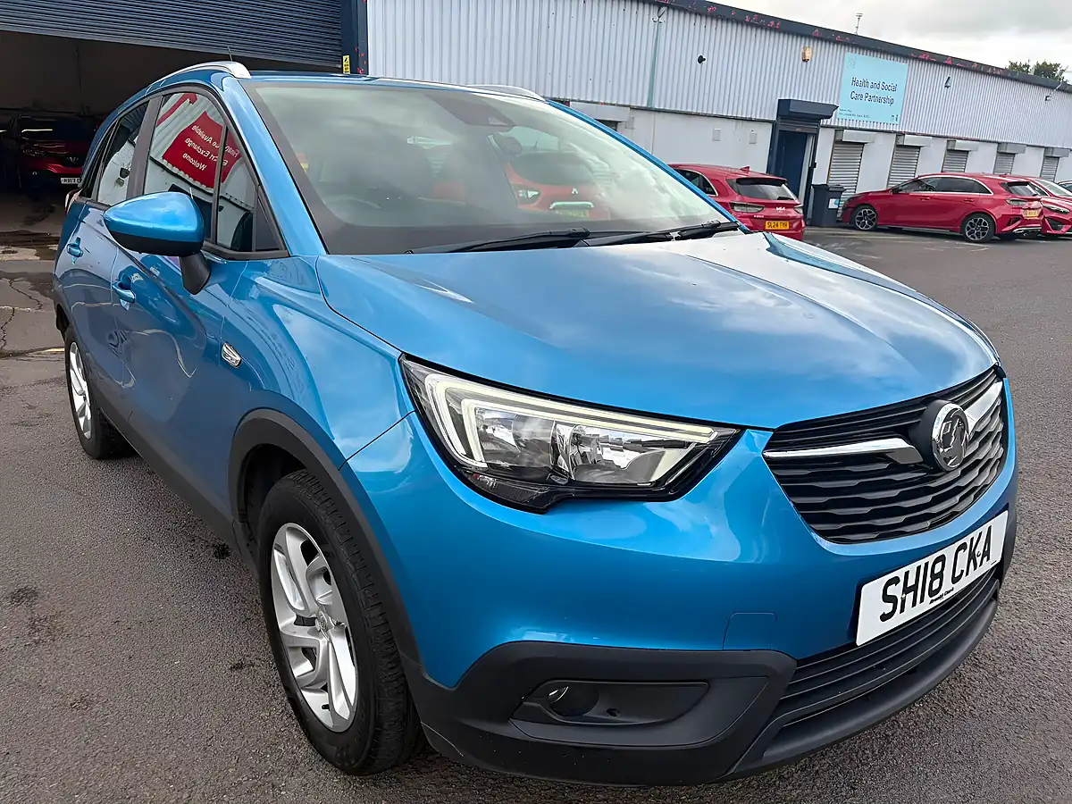Used 2018 Vauxhall Crossland X Se Blue - Interior and Exterior details 4
