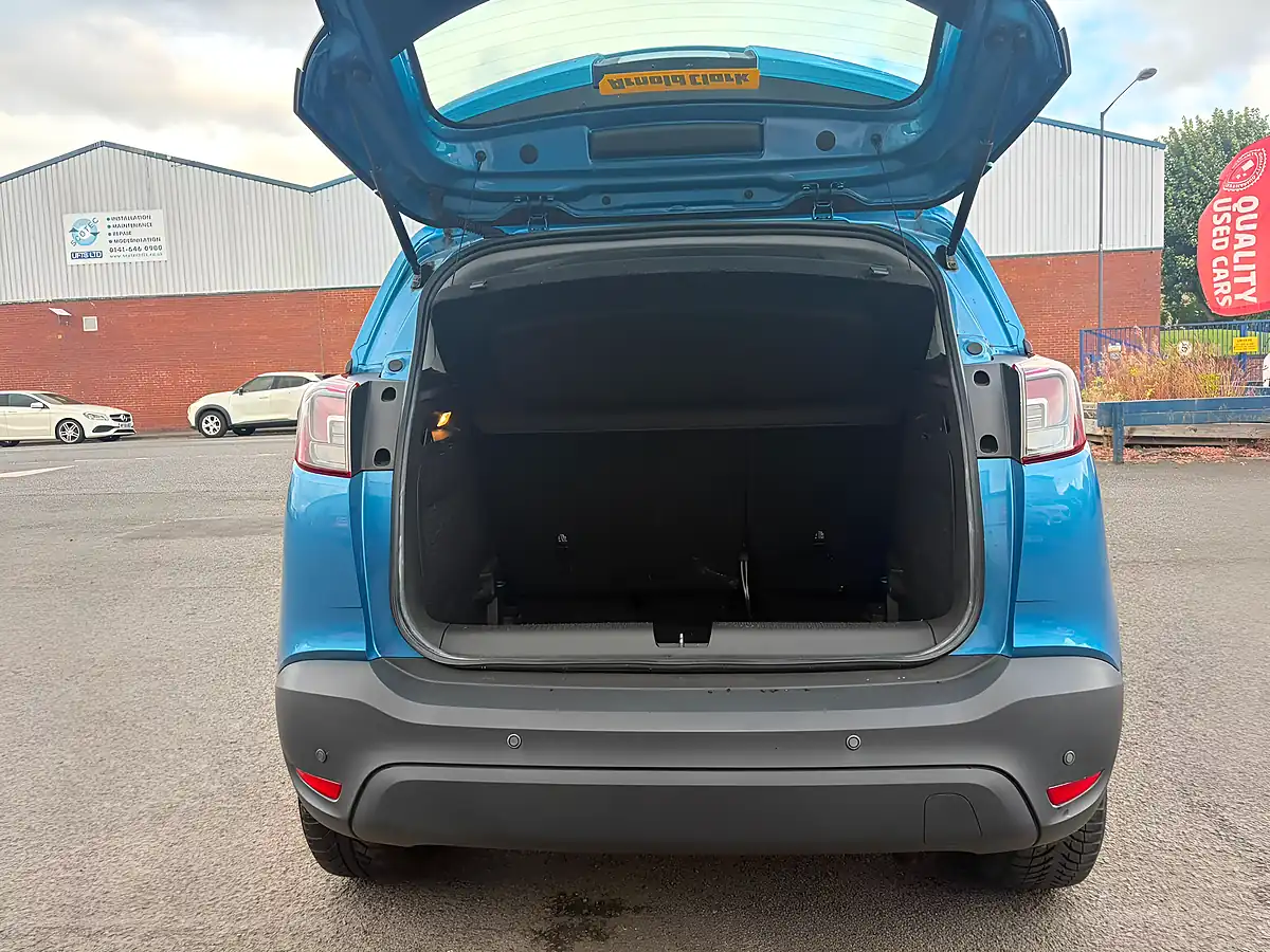 Used 2018 Vauxhall Crossland X Se Blue - Interior and Exterior details 7