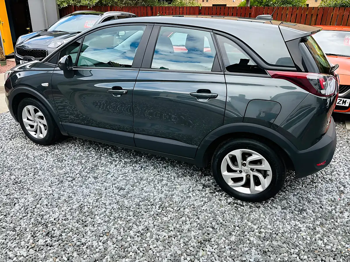 Used 2018 Vauxhall Crossland X Se Grey - Interior and Exterior details 20