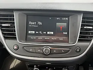 Used 2018 Vauxhall Crossland X Se Grey - Interior and Exterior details 13