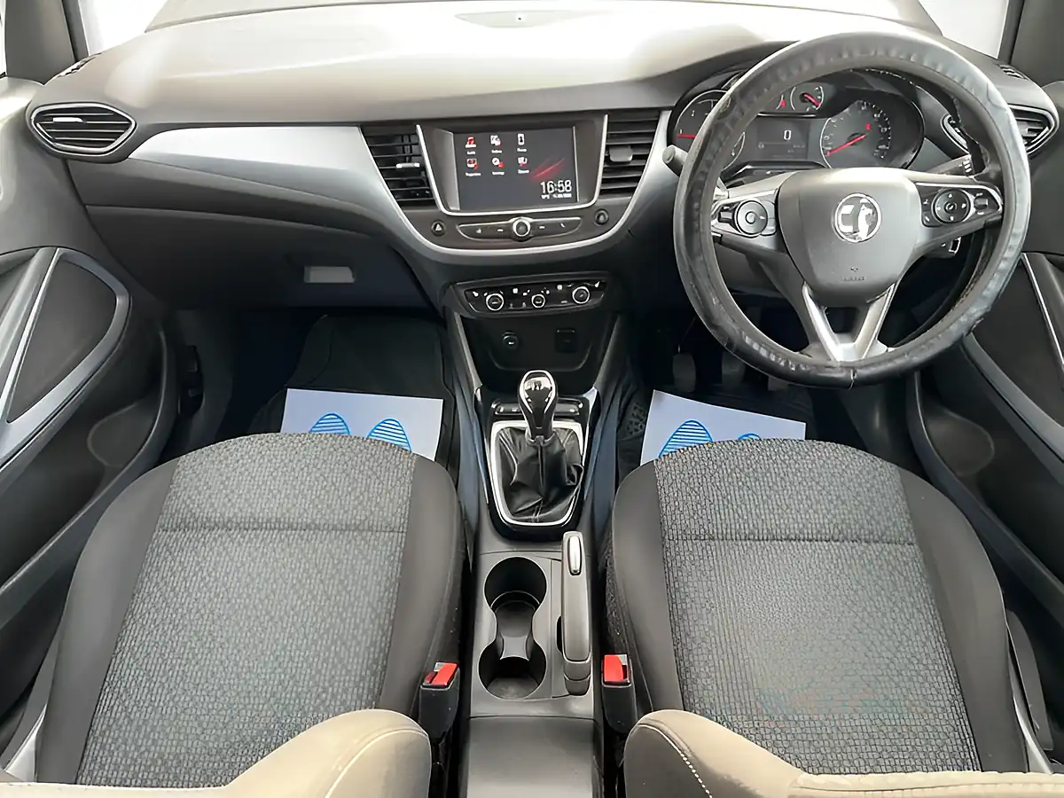Used 2018 Vauxhall Crossland X Se Grey - Interior and Exterior details 18