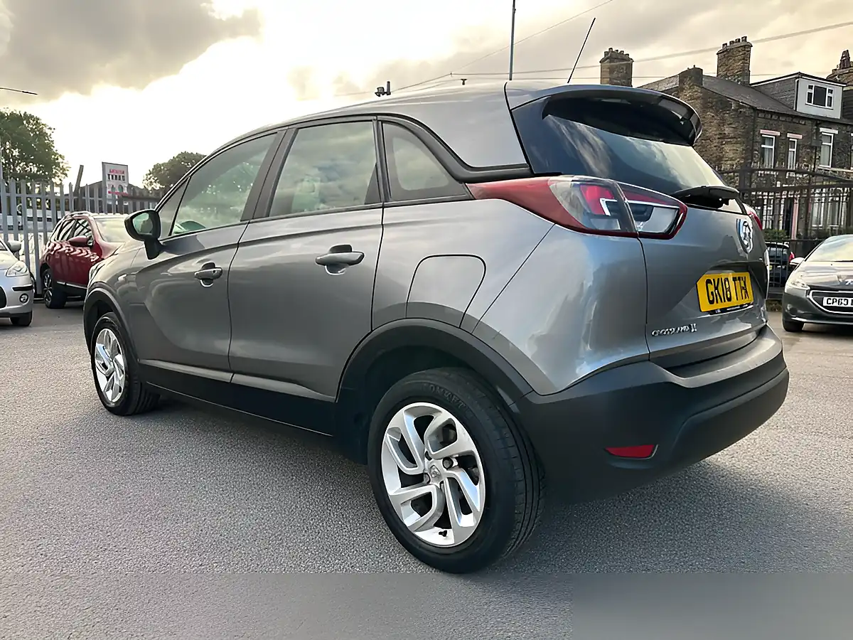 Used 2018 Vauxhall Crossland X Se Grey - Interior and Exterior details 7