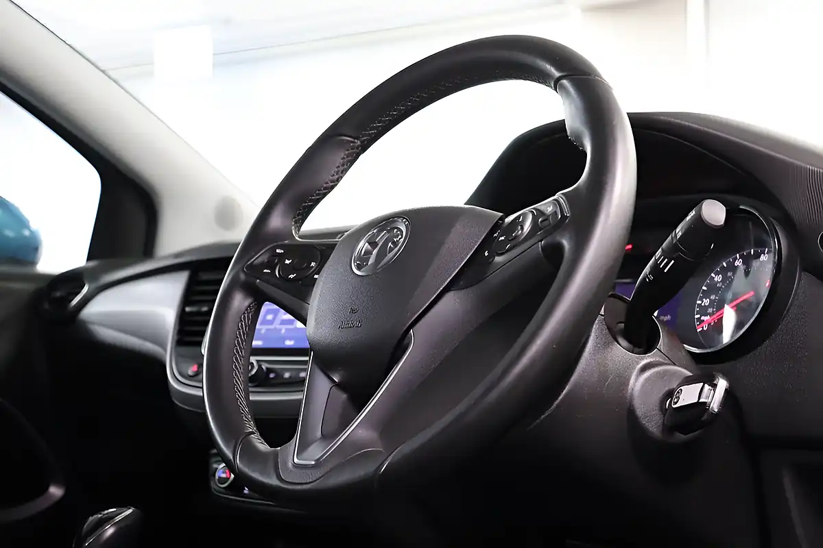 Used 2018 Vauxhall Crossland X Se Nav Blue - Interior and Exterior details 11