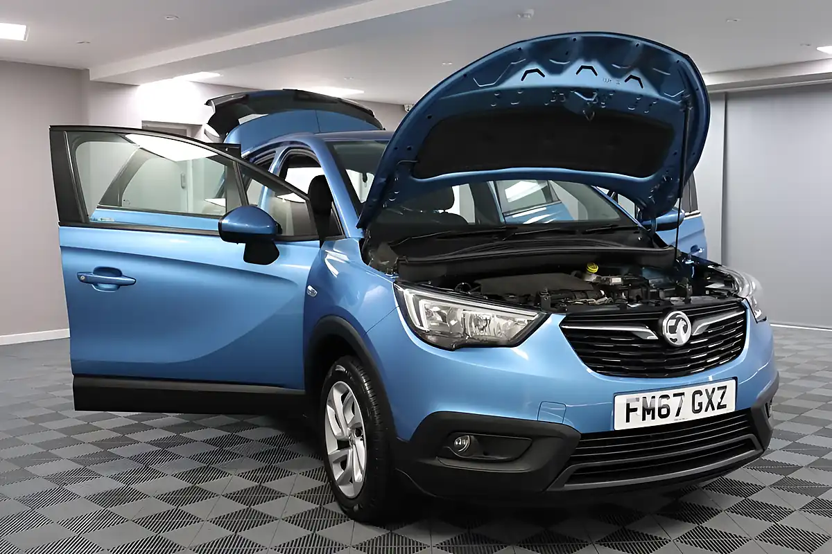 Used 2018 Vauxhall Crossland X Se Nav Blue - Interior and Exterior details 14