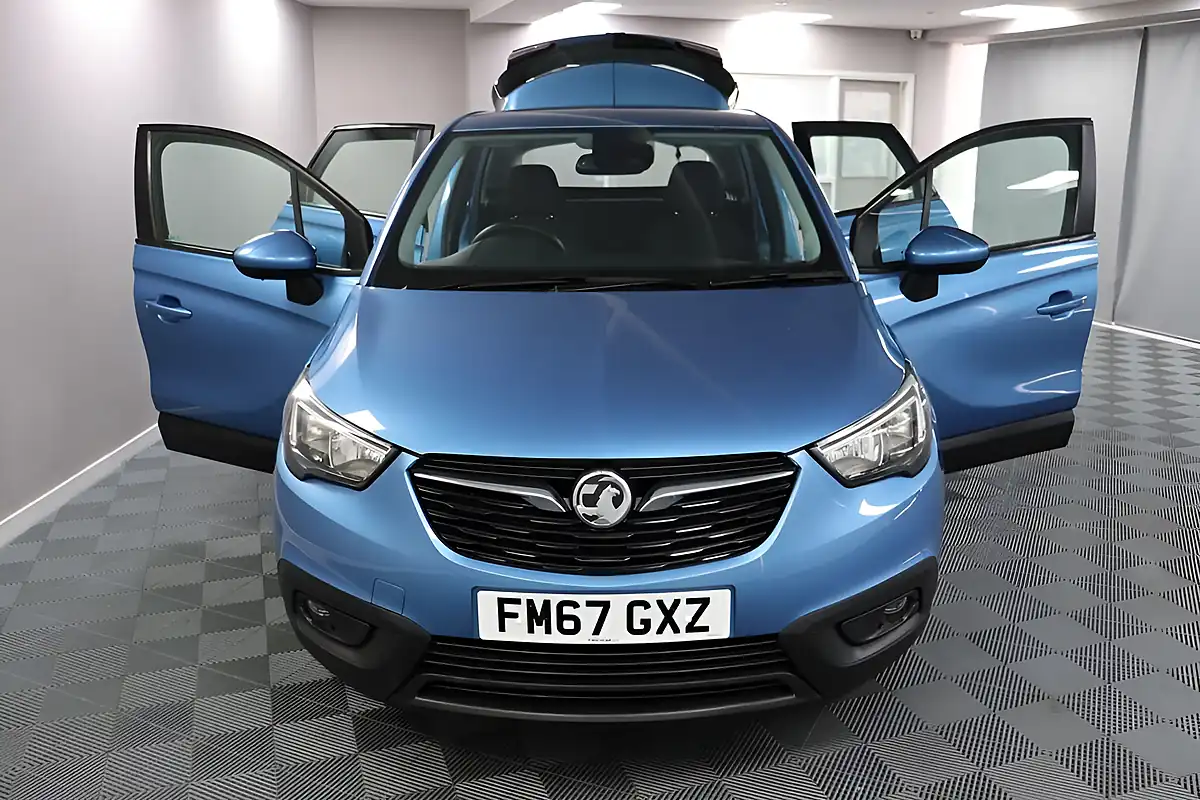 Used 2018 Vauxhall Crossland X Se Nav Blue - Interior and Exterior details 6