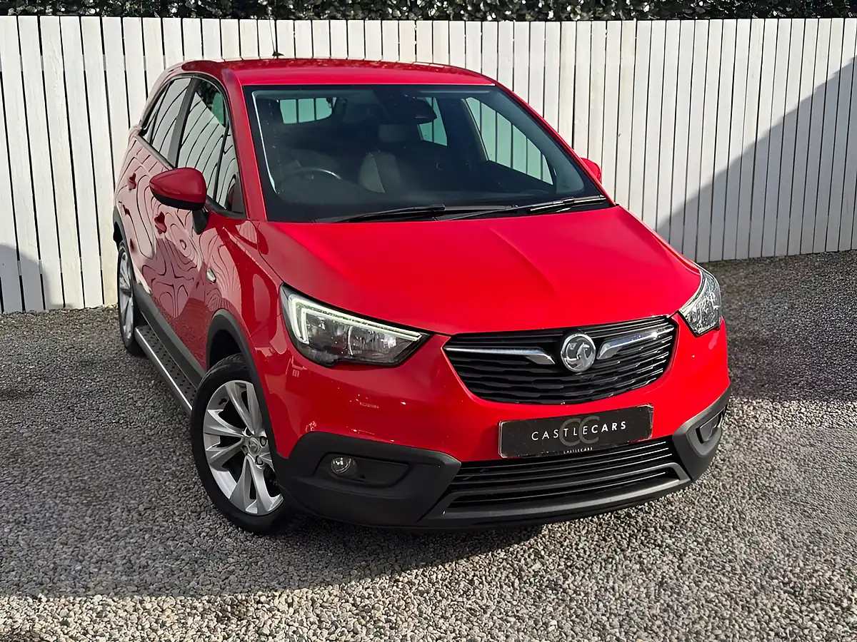 Used 2018 Vauxhall Crossland X Se Nav Red - Front View