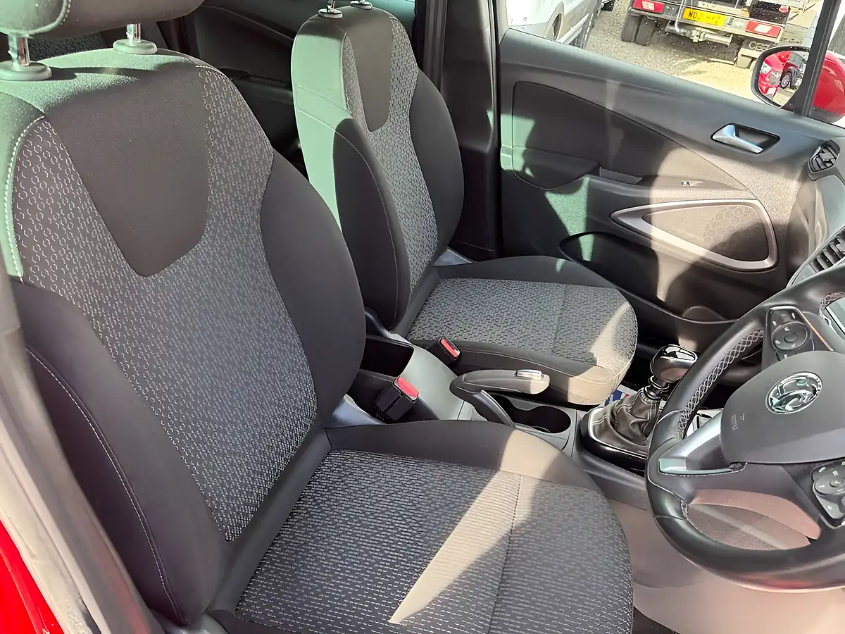 Used 2018 Vauxhall Crossland X Se Nav Red - Interior and Exterior details 19