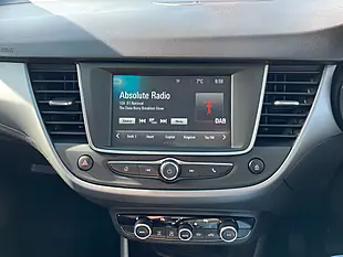 Used 2018 Vauxhall Crossland X Se Silver - Interior and Exterior details 12