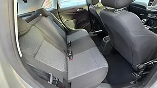 Used 2018 Vauxhall Crossland X Se Silver - Interior and Exterior details 14